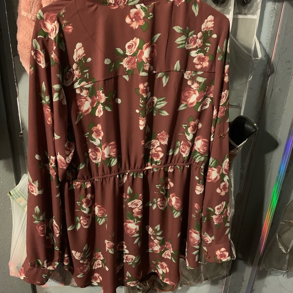 Maroon shirt 1xl